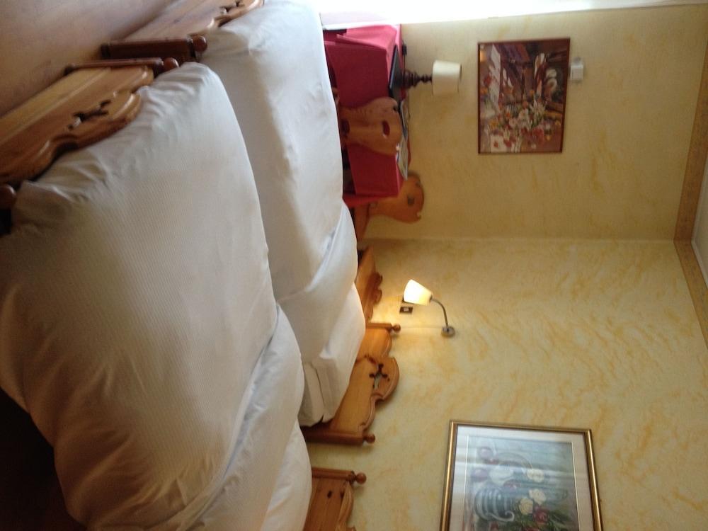 Meuble Villa Neve Cortina d'Ampezzo Exterior photo