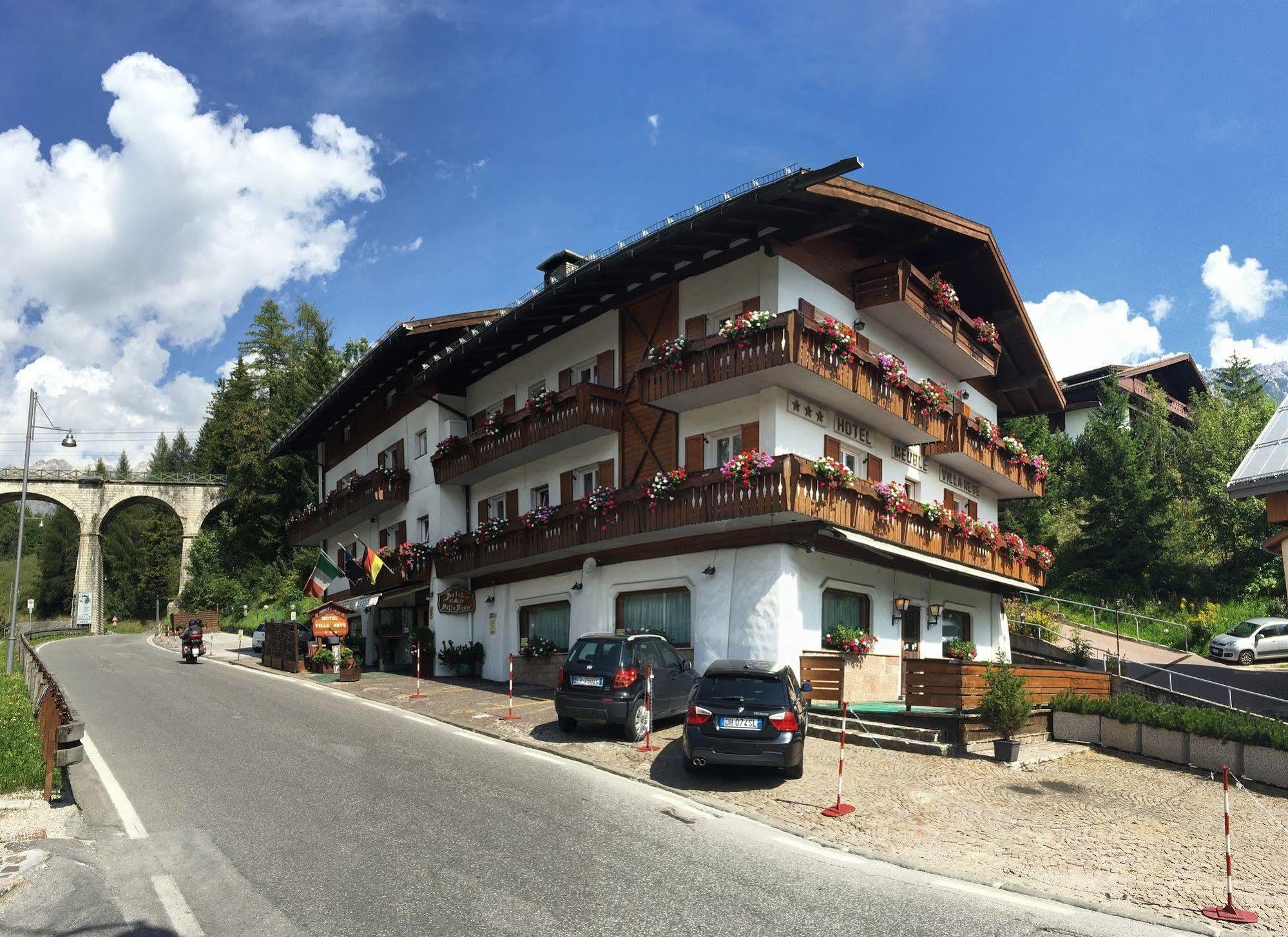 Meuble Villa Neve Cortina d'Ampezzo Exterior photo